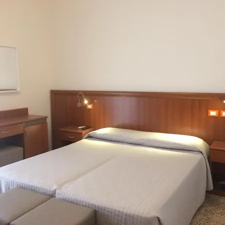 ホテル Portofino 2*